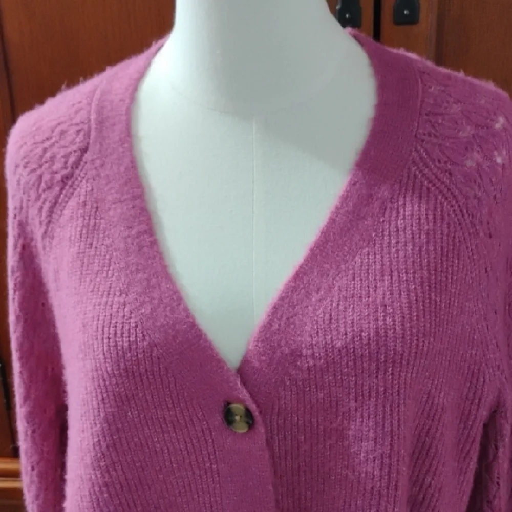 Les Serein Fuchsia Cardigan Sweater - Picture 3 of 10
